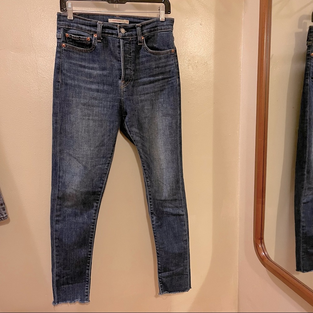 Levi’s Wedgie Skinny Jeans Size 28